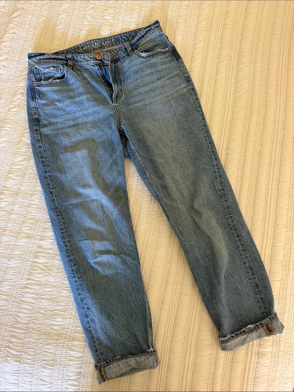 American Eagle Outfitters Light Blue Mom Jeans